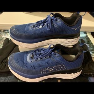 Men’s 9.5 Hoka’s